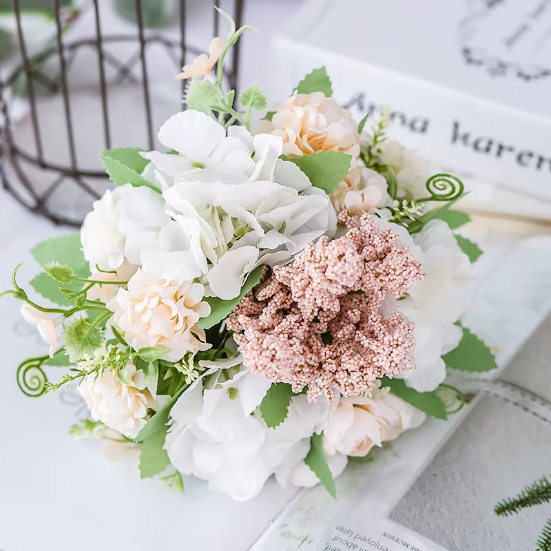 Nordic Artificial Flower Rose Holding Wedding Bouquet Silk Flower for Home Party Table Decoration Fall Decorations Fake Flower